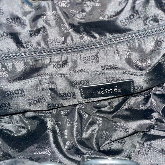 MICHAEL KORS Signature East West RING TOTE PURSE BLACK - Picture 14 of 16